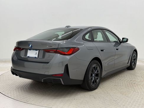 Used 2023 BMW i4 eDrive35 w/ Premium Package RWD image 9