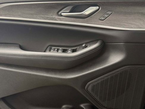 New 2025 Jeep Grand Cherokee Limited w/ Trailer Tow Package image 24