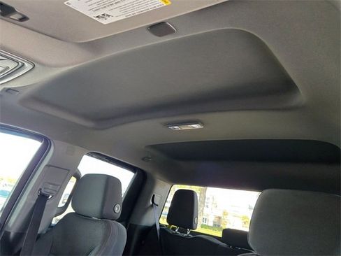 Certified 2024 GMC Sierra 1500 Pro w/ Pro Value Package image 23