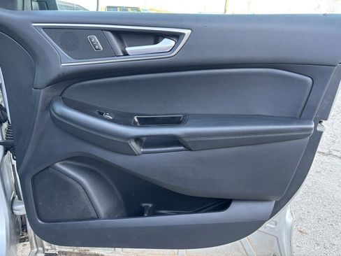 Used 2019 Ford Edge SEL w/ Equipment Group 201A image 29