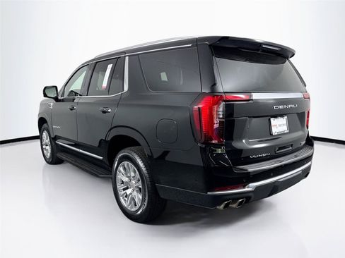 Used 2025 GMC Yukon Denali AWD/4WD image 13