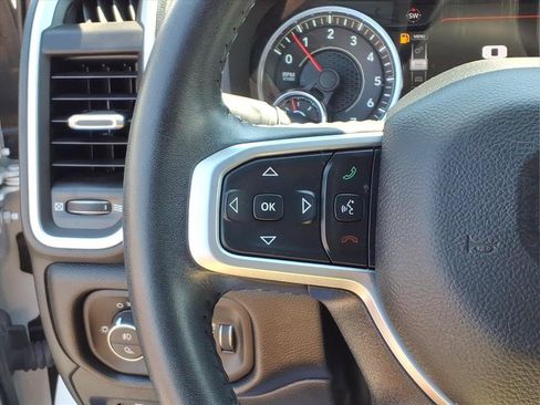 Used 2022 RAM 1500 Big Horn AWD/4WD image 11