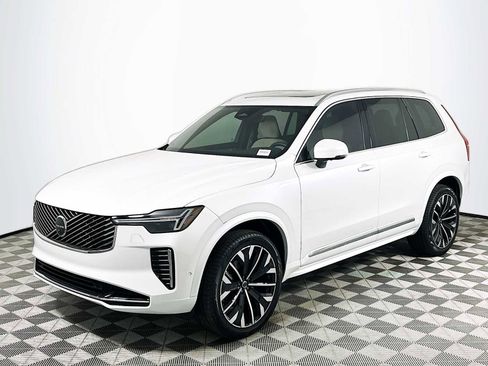 New 2025 Volvo XC90 B6 Plus w/ Protection Package Premier image 3