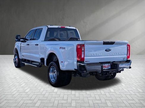 Used 2025 Ford F450 XLT w/ FX4 Off-Road Package image 6
