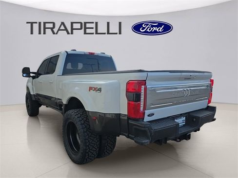 Used 2025 Ford F450 King Ranch w/ FX4 Off-Road Package image 2