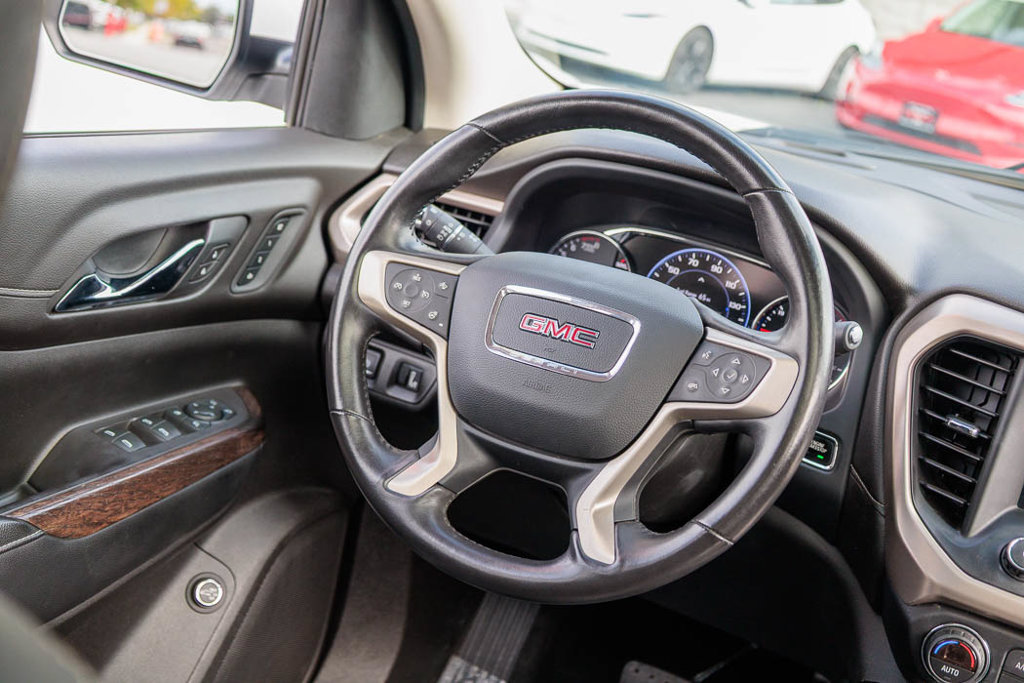 Used 2020 GMC Acadia Denali AWD/4WD image 38