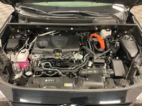 Used 2023 Toyota RAV4 XLE w/ XLE Grade Weather Package image 10