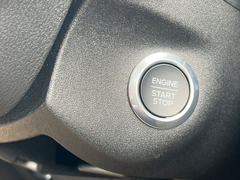 New 2026 Ford Transit 250 148 Medium Roof w/ Load Area Protection Package image 20