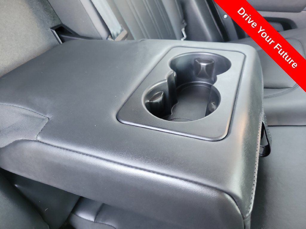 Used 2023 Land Rover Defender 110 X AWD/4WD image 24