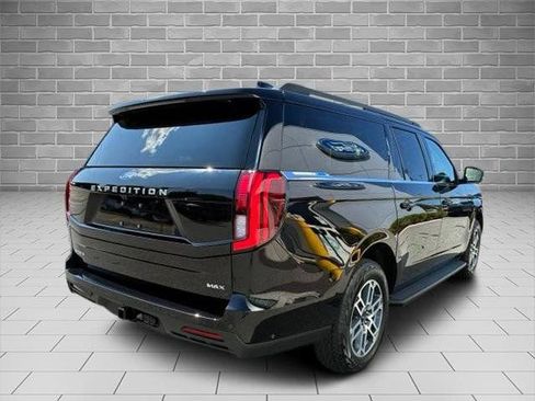 Certified 2025 Ford Expedition Max Active AWD/4WD image 3