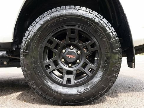 Used 2018 Toyota 4Runner TRD Off-Road Premium image 71