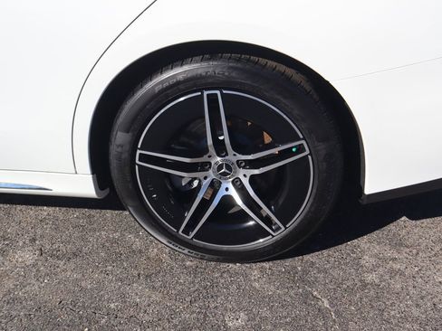 New 2026 Mercedes-Benz E 350 4MATIC Sedan image 9