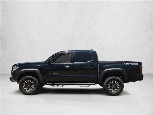 Used 2020 Toyota Tacoma TRD Off-Road w/ Technology Package AWD/4WD image 9