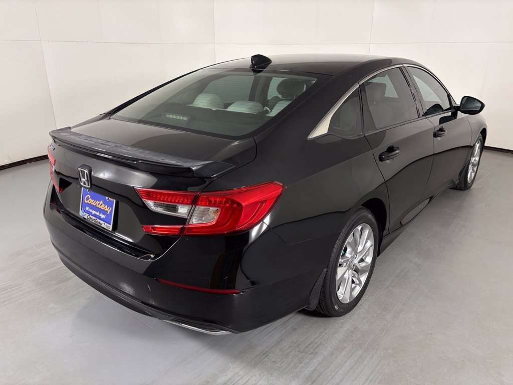 Used 2018 Honda Accord LX image 8