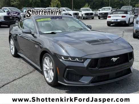 Used 2024 Ford Mustang GT Premium image 1