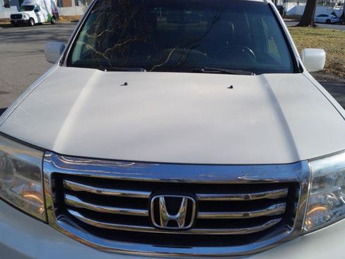 Used 2015 Honda Pilot Touring image 2