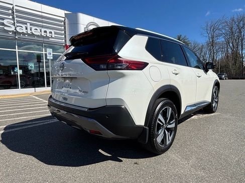 Used 2023 Nissan Rogue SL image 18