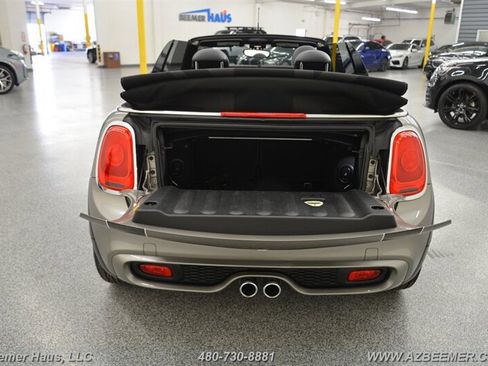 Used 2017 MINI Cooper S image 31