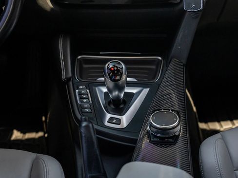Used 2018 BMW M3 RWD image 18