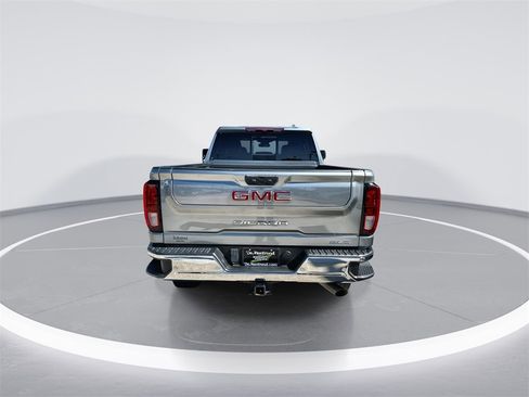 Used 2024 GMC Sierra 3500 SLE w/ SLE Value Package image 7