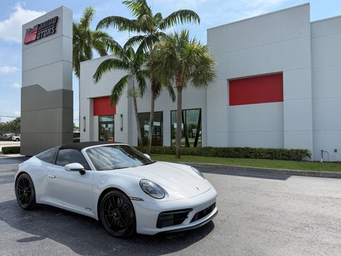 Used 2024 Porsche 911 Targa 4 GTS AWD/4WD image 40