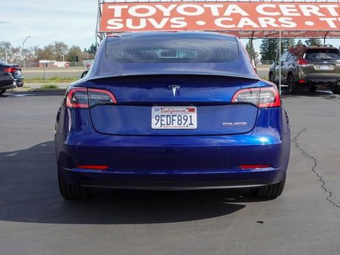 Used 2019 Tesla Model 3 Performance image 8