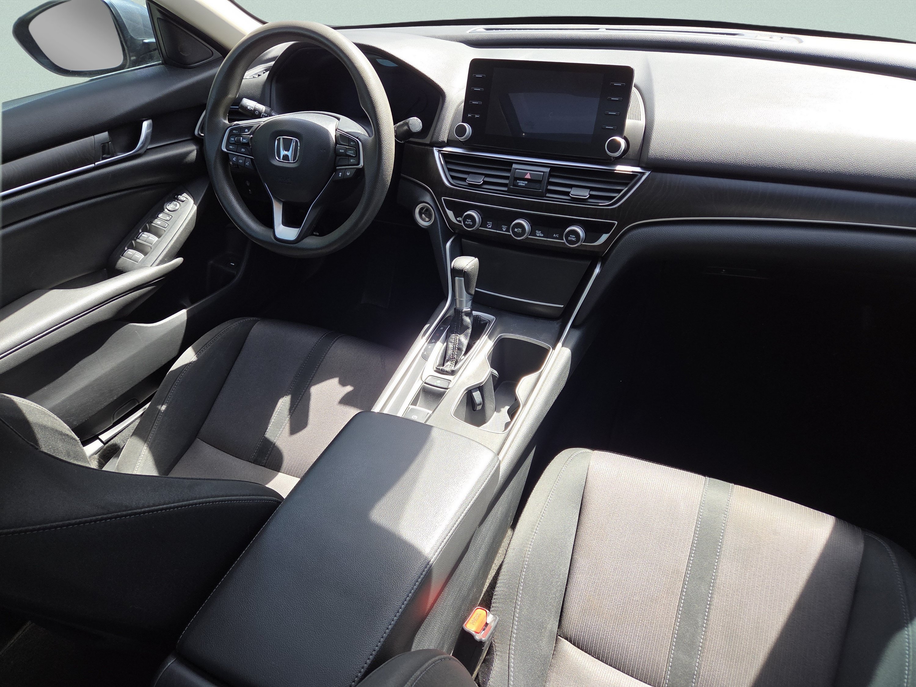 Used 2020 Honda Accord EX image 25