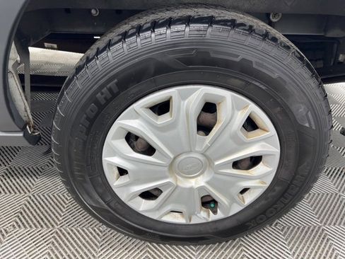 Used 2017 Ford Transit 350 XLT image 15