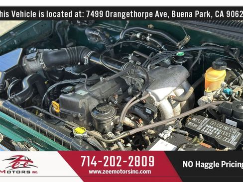 Used 2000 Toyota Tacoma 2WD Regular Cab image 36