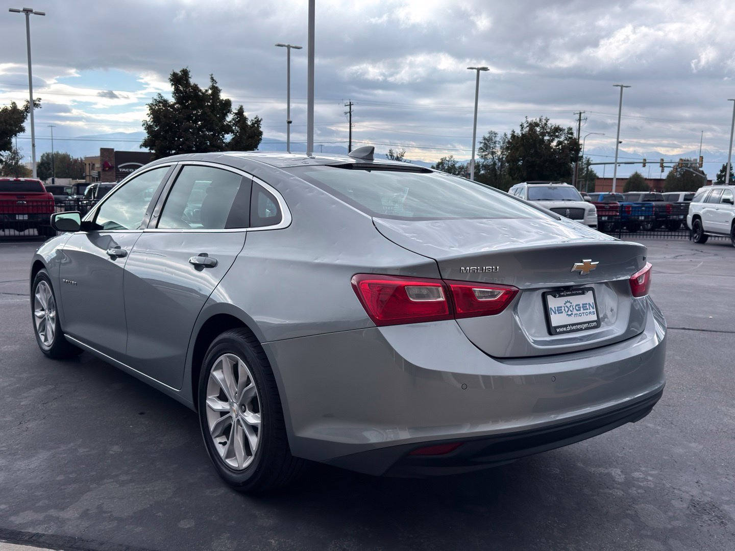 Used 2024 Chevrolet Malibu LT FWD image 29