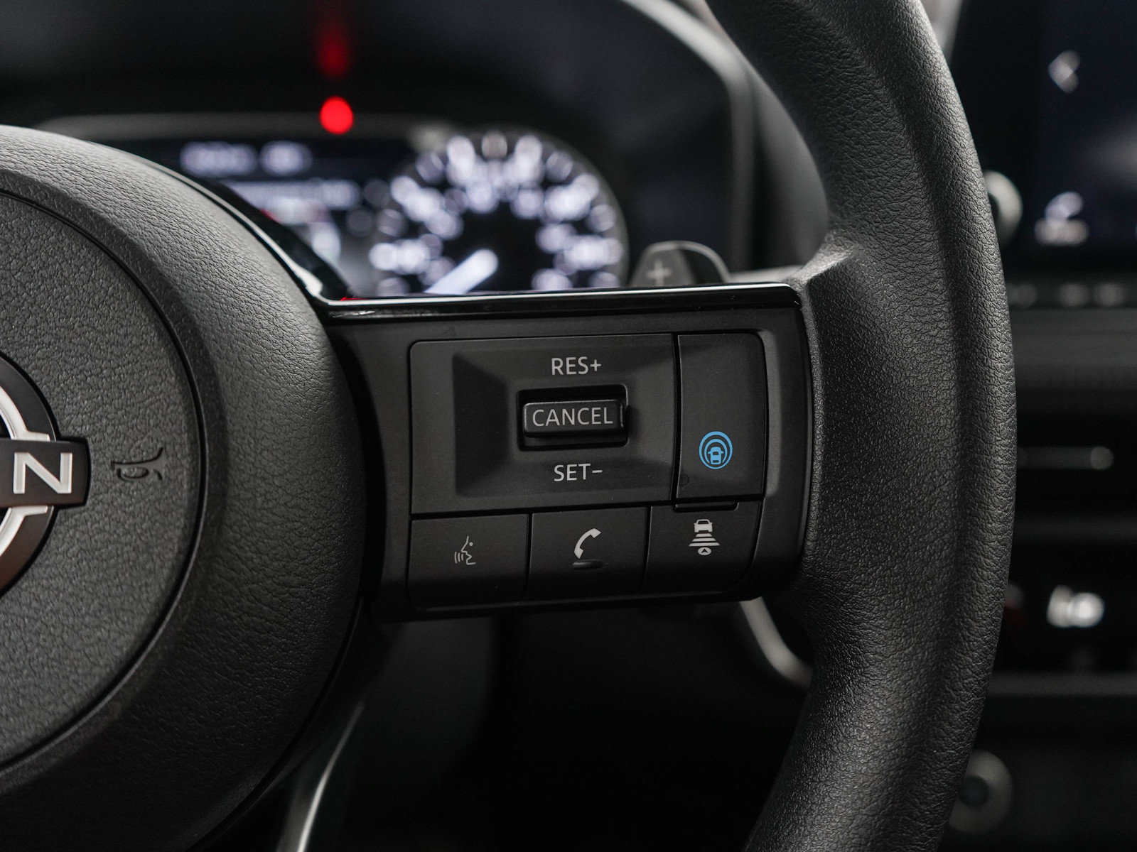 Used 2023 Nissan Rogue SV AWD/4WD image 27