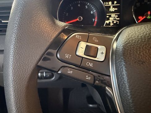 Used 2015 Volkswagen Jetta S image 15