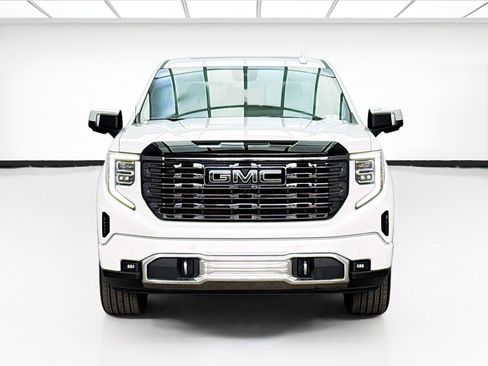 Used 2025 GMC Sierra 1500 Denali Ultimate AWD/4WD image 2