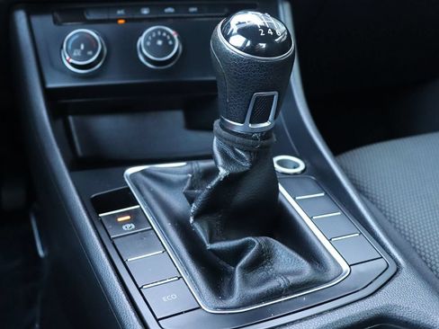 Used 2019 Volkswagen Jetta S FWD image 49
