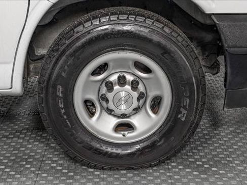 Used 2020 Chevrolet Express 2500 w/ Safety Package RWD image 34