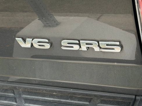 Used 2011 Toyota Tacoma 4x4 Access Cab V6 w/ SR5 Pkg #2 image 12