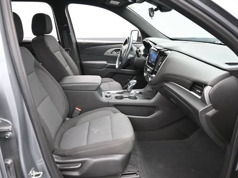 Used 2023 Chevrolet Traverse LT AWD/4WD image 34