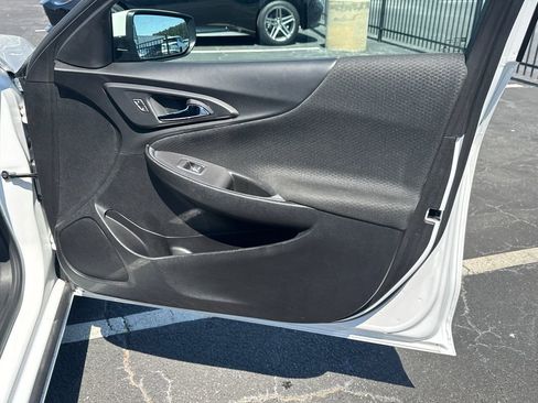 Used 2024 Chevrolet Malibu LT image 15