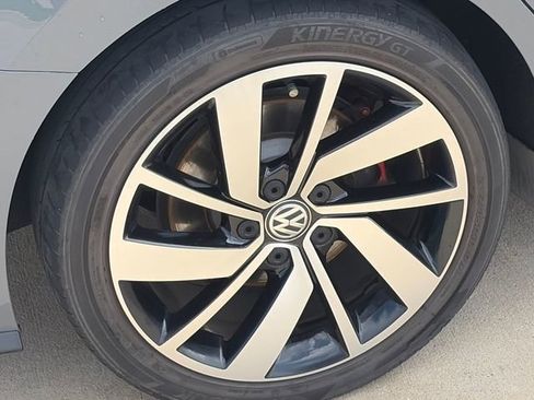 Used 2021 Volkswagen Jetta GLI image 8