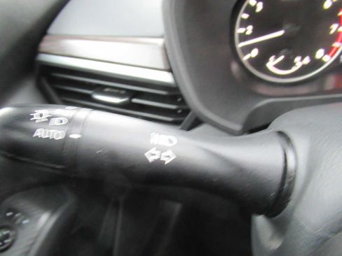 Used 2024 Nissan Altima 2.5 SV image 27