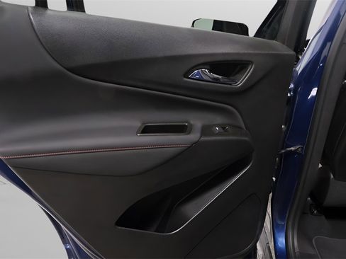 Used 2023 Chevrolet Equinox RS image 22
