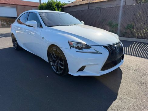 Used 2014 Lexus IS 250 w/ F-Sport Package RWD image 3