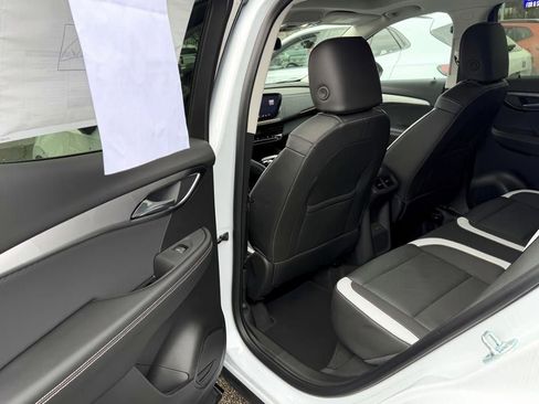 New 2026 Buick Envision Sport Touring image 9