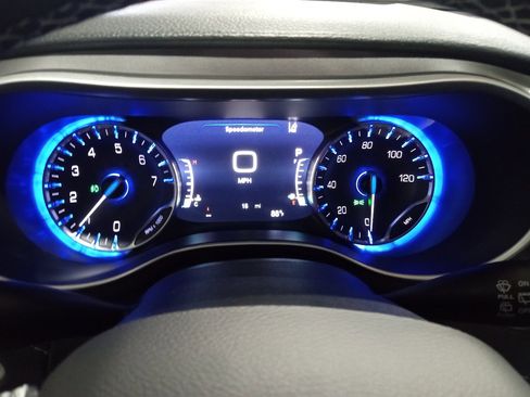 New 2026 Chrysler Pacifica Select image 19