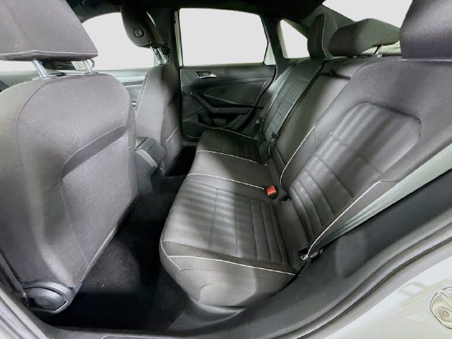 Used 2022 Volkswagen Jetta Sport FWD image 22