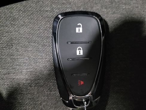 Used 2023 Chevrolet Equinox LT image 32