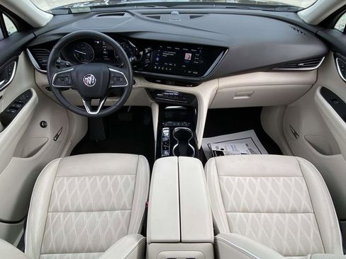 Used 2023 Buick Envision Avenir image 9