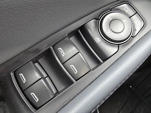 Used 2020 Buick Enclave Essence w/ Sport Touring Edition image 26