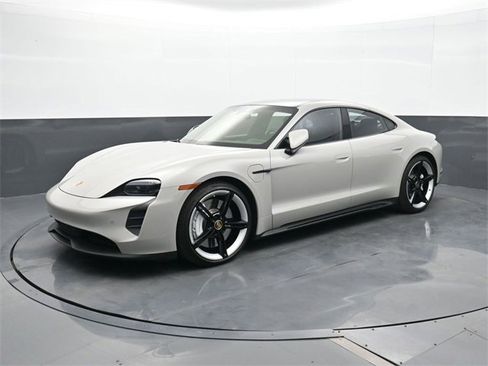 Certified 2024 Porsche Taycan GTS image 1