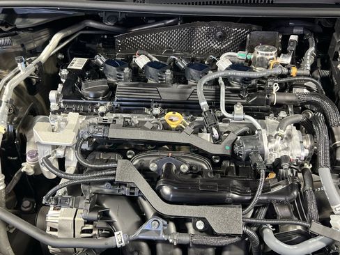 Used 2025 Toyota Corolla LE FWD image 30